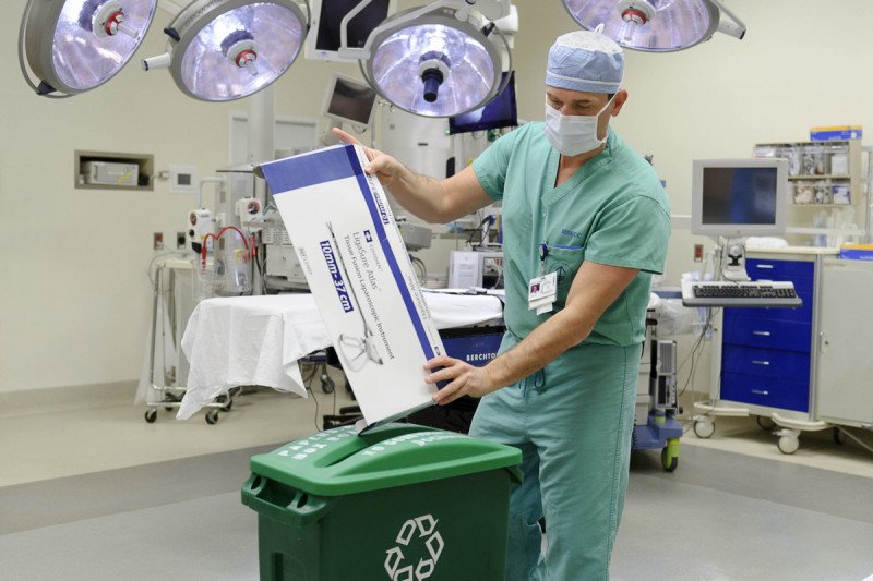 Nurses and other staff in operating rooms at Memorial Sloan-Kettering now routinely recycle paper packaging.