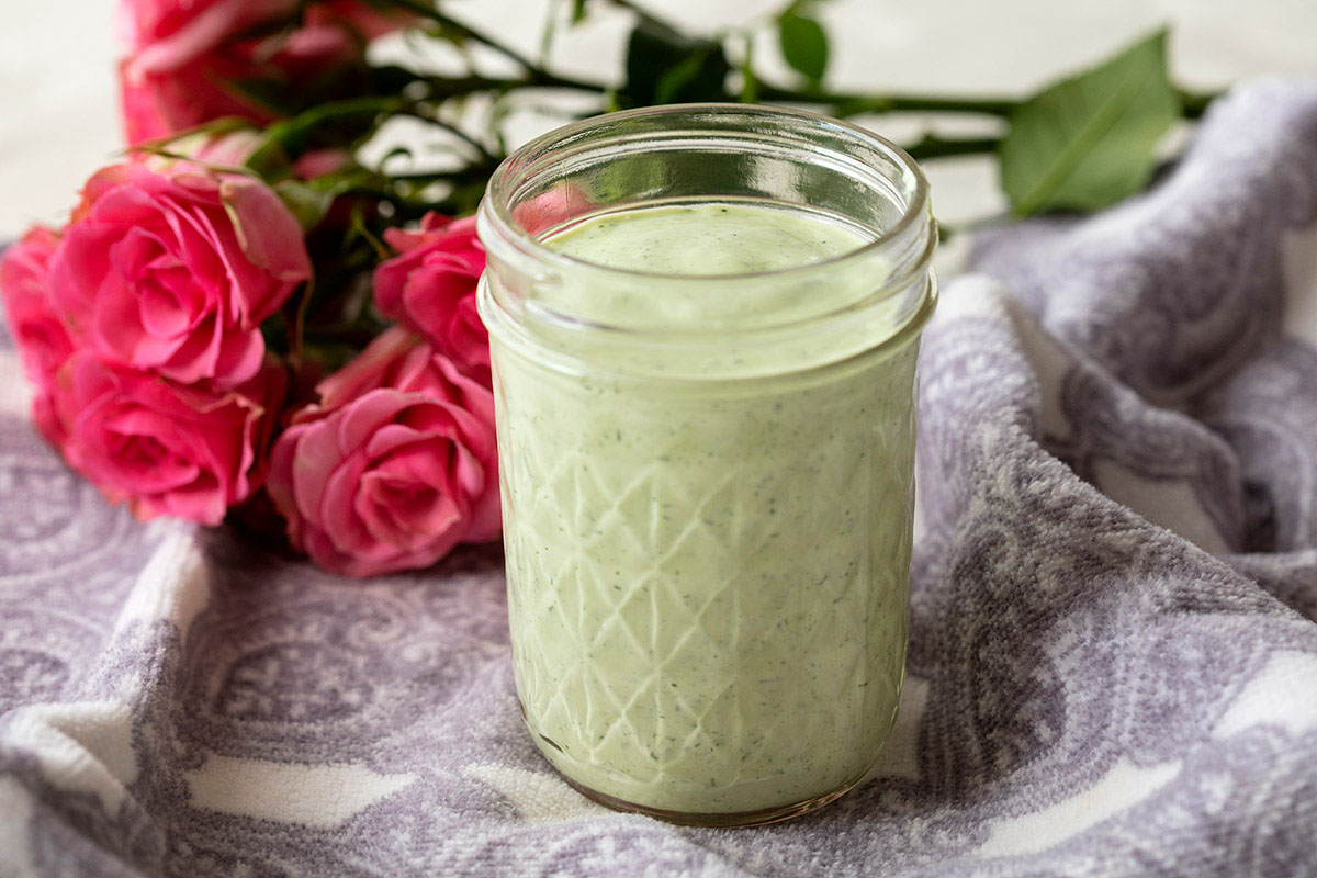 green ranch dressing Green Goddess Ranch (Sweetgreen Copycat!)