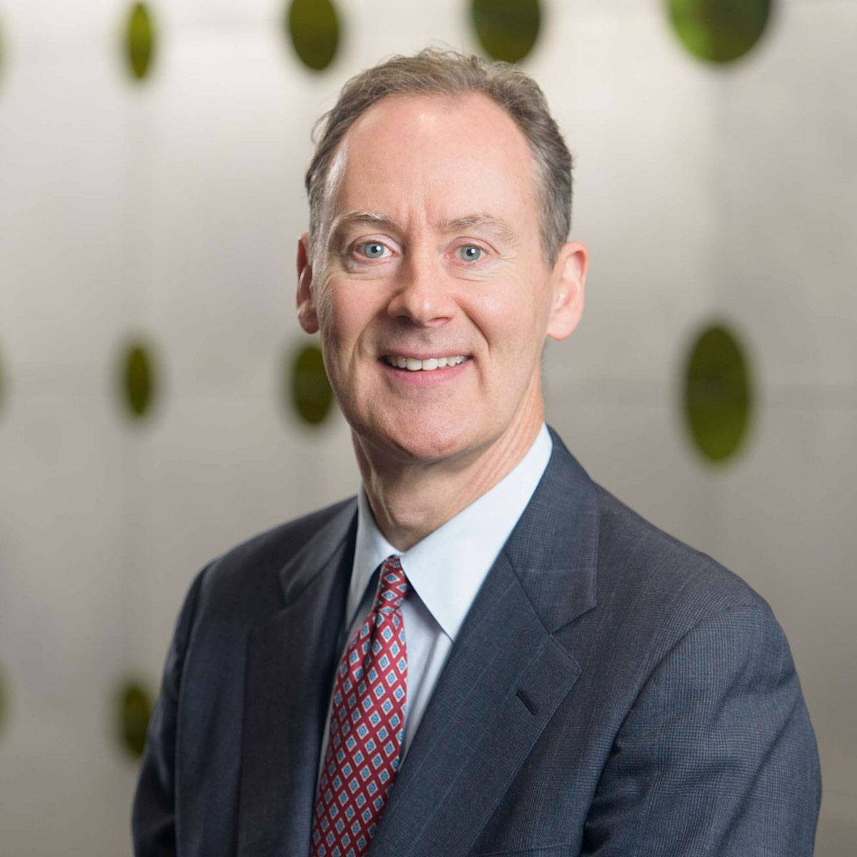 Memorial Sloan Kettering surgeon Robert Smith