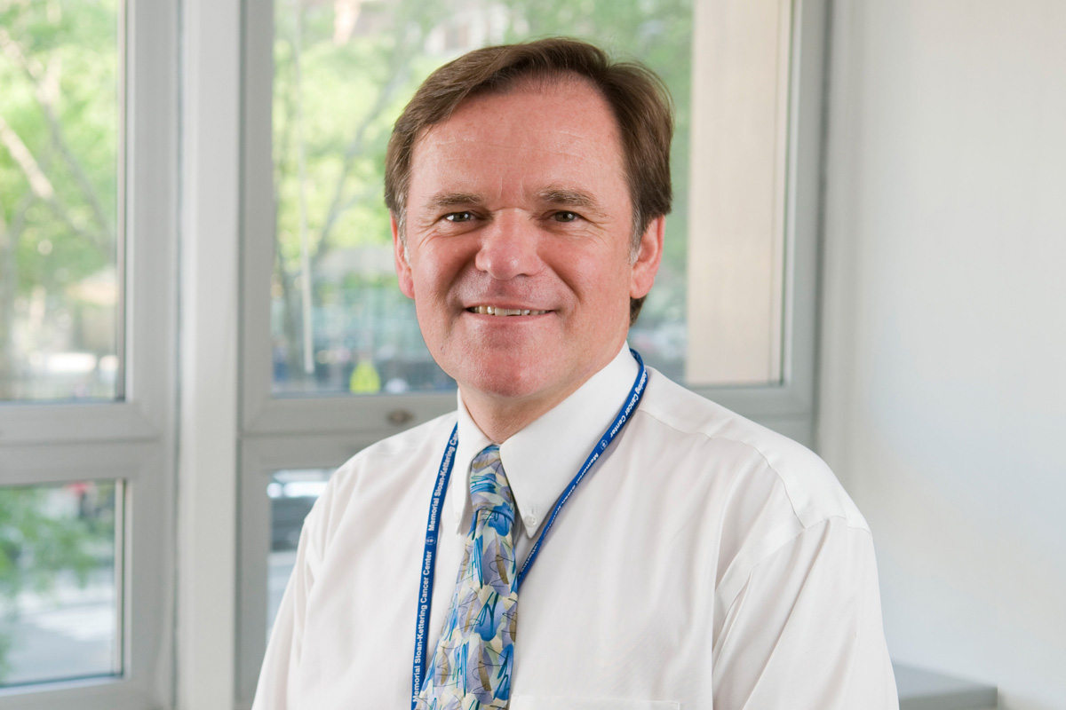 Simon Powell Honored with Gold Medal by the American Society for Therapeutic Radiology and Oncology