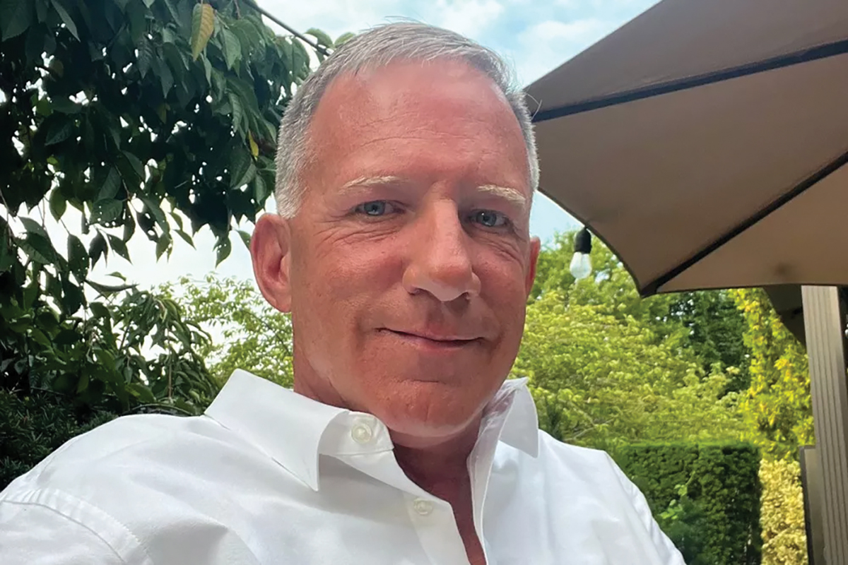 stage 4 kidney cancer patient Dennis Flaherty in his backyard