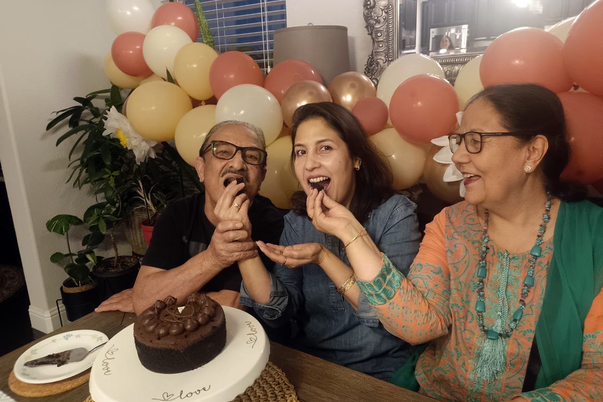MSK patient Nisar Hussain Khan seen celebrating with daughter Kaye and wife Tahira