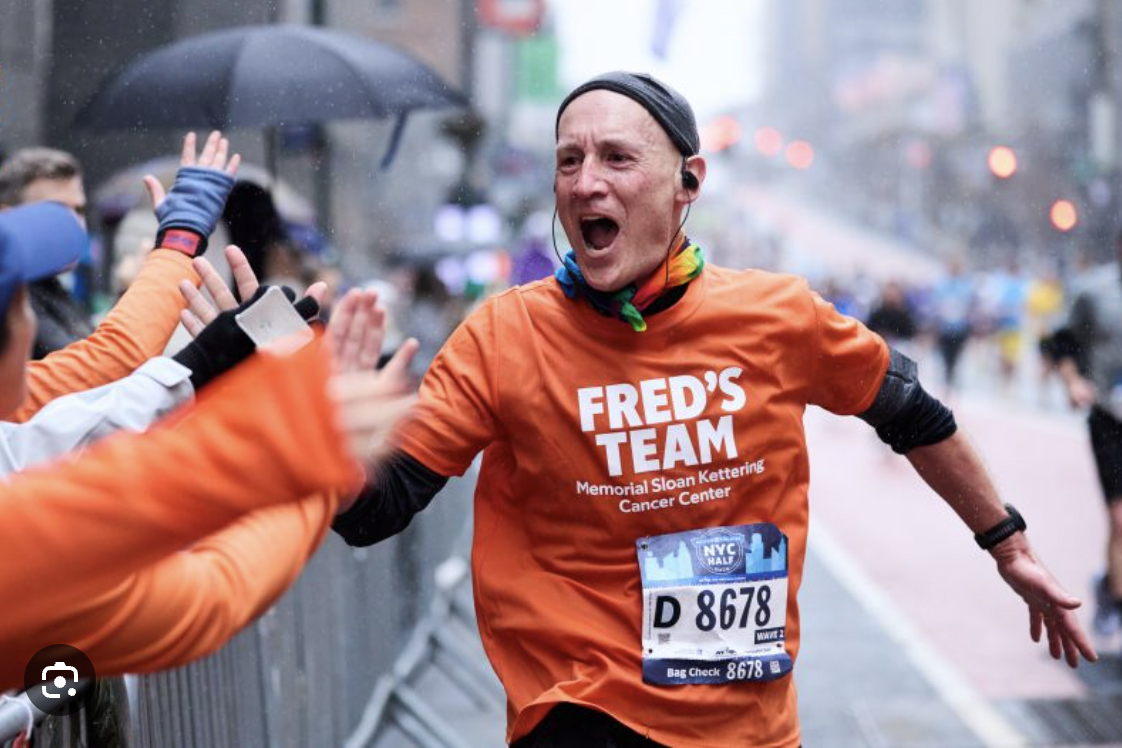 MSK patient Ken Cooper running the marathon with Fred's Team 
