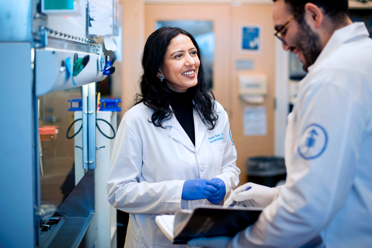 MSK physician-scientist Karuna Ganesh in the lab