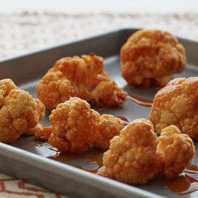 Baked Buffalo Cauliflower Bites