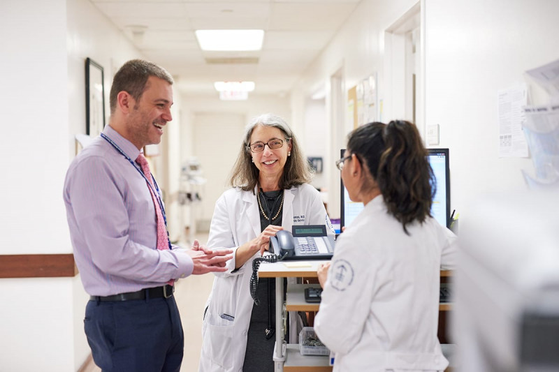 Larry Buie, Clinical Pharmacy Specialist (left) Ellin Berman, MD (center) and Sara De La Cruz, RN