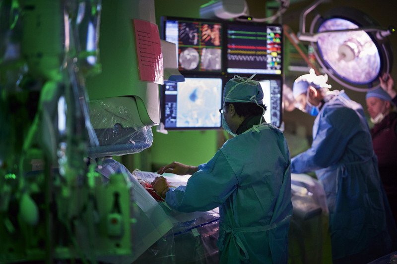 Interventional radiologist Joseph Erinjeri uses minimally invasive methods for a liver ablation procedure. The monitors above let him see what's happening inside a patient’s body.