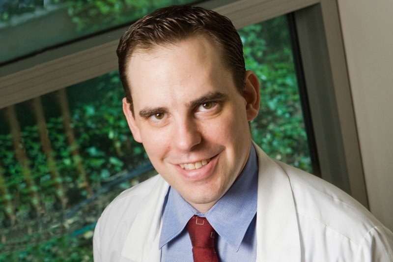 Dr. Darren Feldman