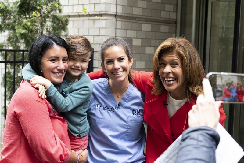 Hoda Kotb shoots a special reunion at MSK for Nurses Week 