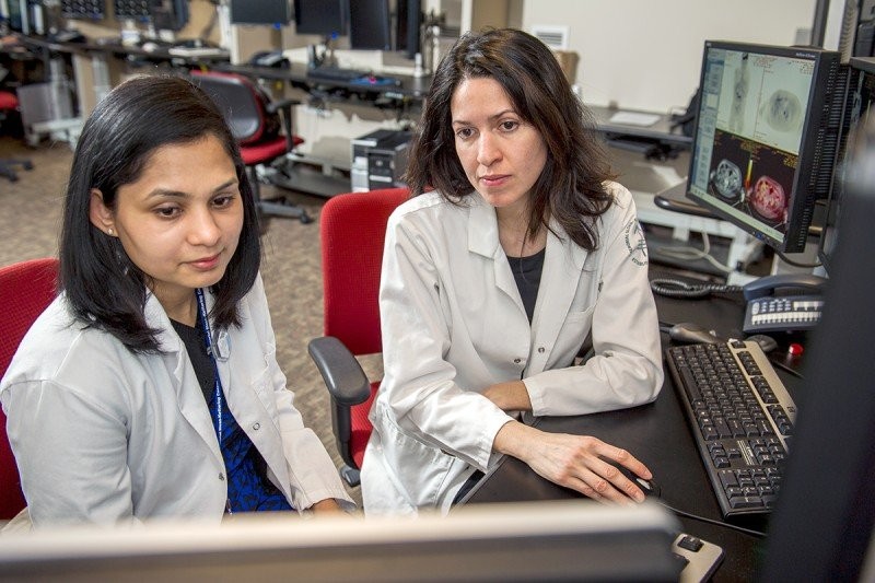Dr. Somali Gavane (left) and Dr. Lizza Lebron Zapata