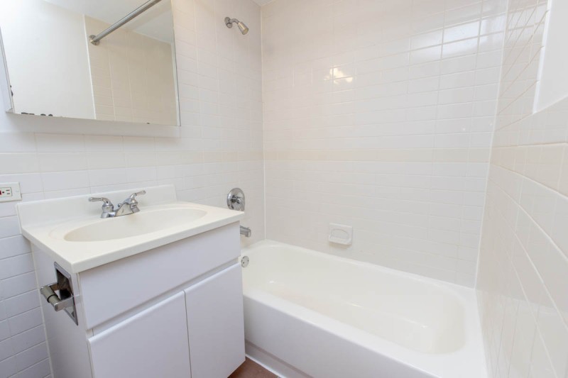 Sample of Postdoc Housing Bathroom