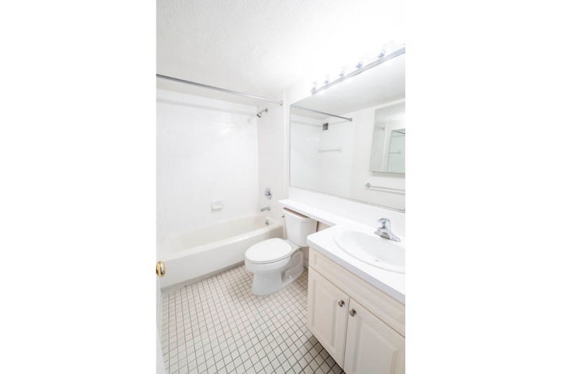 Sample of Professionals Housing Bathroom