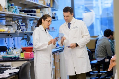 Head and neck surgeons Brian Untch and Jennifer Cracchiolo in the lab