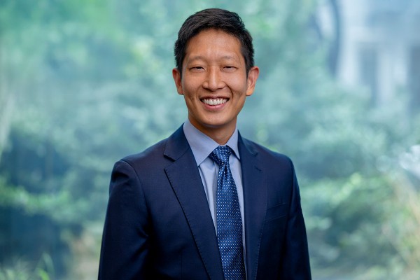 Dr. Michael Wu
