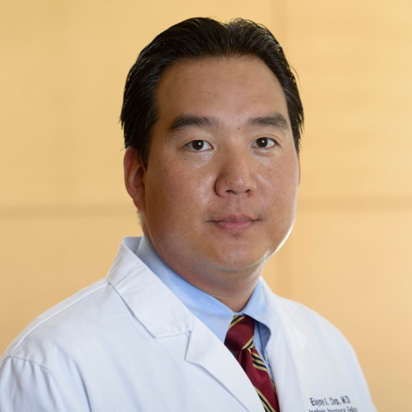 MSK surgeon Eugene Cha